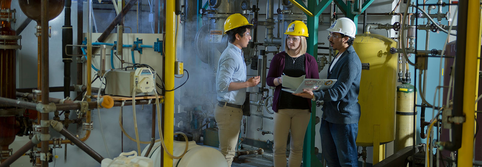 Students in the chemical engineering lab